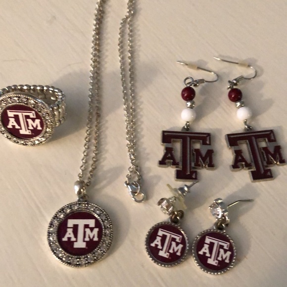 Texas A & M costume jewelry bundle - Picture 1 of 8